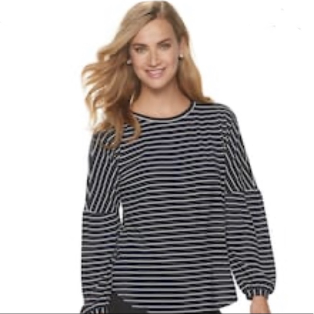 🌺 3/$20 Juicy Couture Striped T-Shirt women’s XL